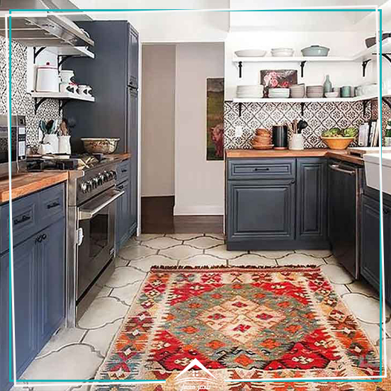 3. گرم کردن فضای آشپزخانه با یک فرش جذاب
